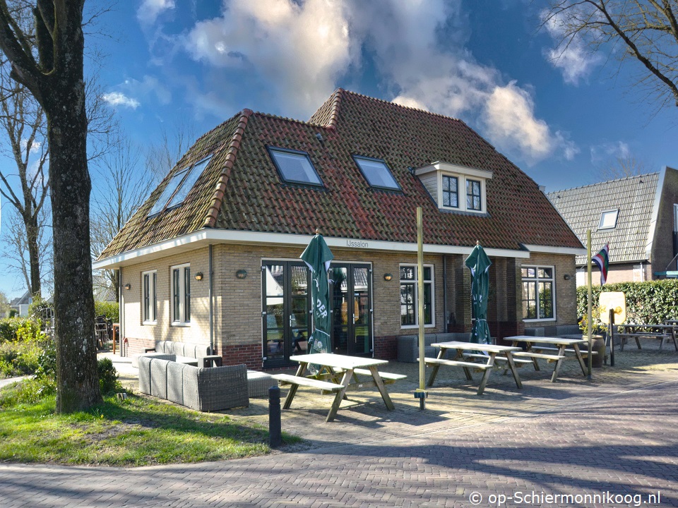 Strandbanck, Solo travel <a href=